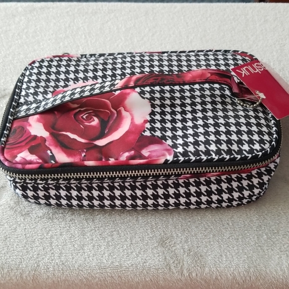 Sonia Kashuk Other - NWT make up case set